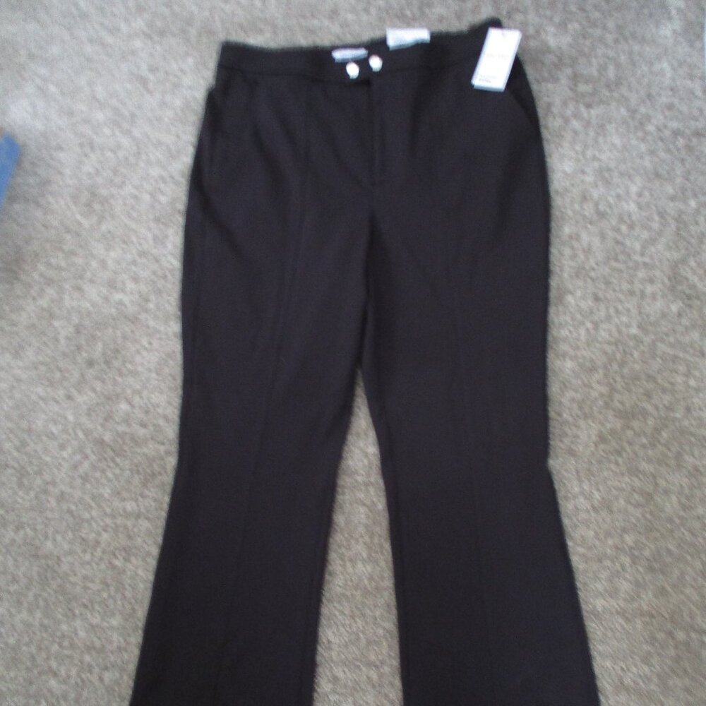 Women Ladies NINE WEST Black Boot Cut Dress Pants Size Large NWT